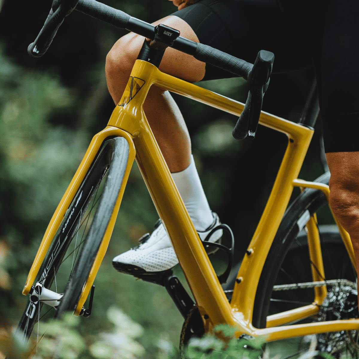 Vielo R+1 Wireless 1x Road bike SRAM Rival AXS 12 Speed and Mavic Wheels