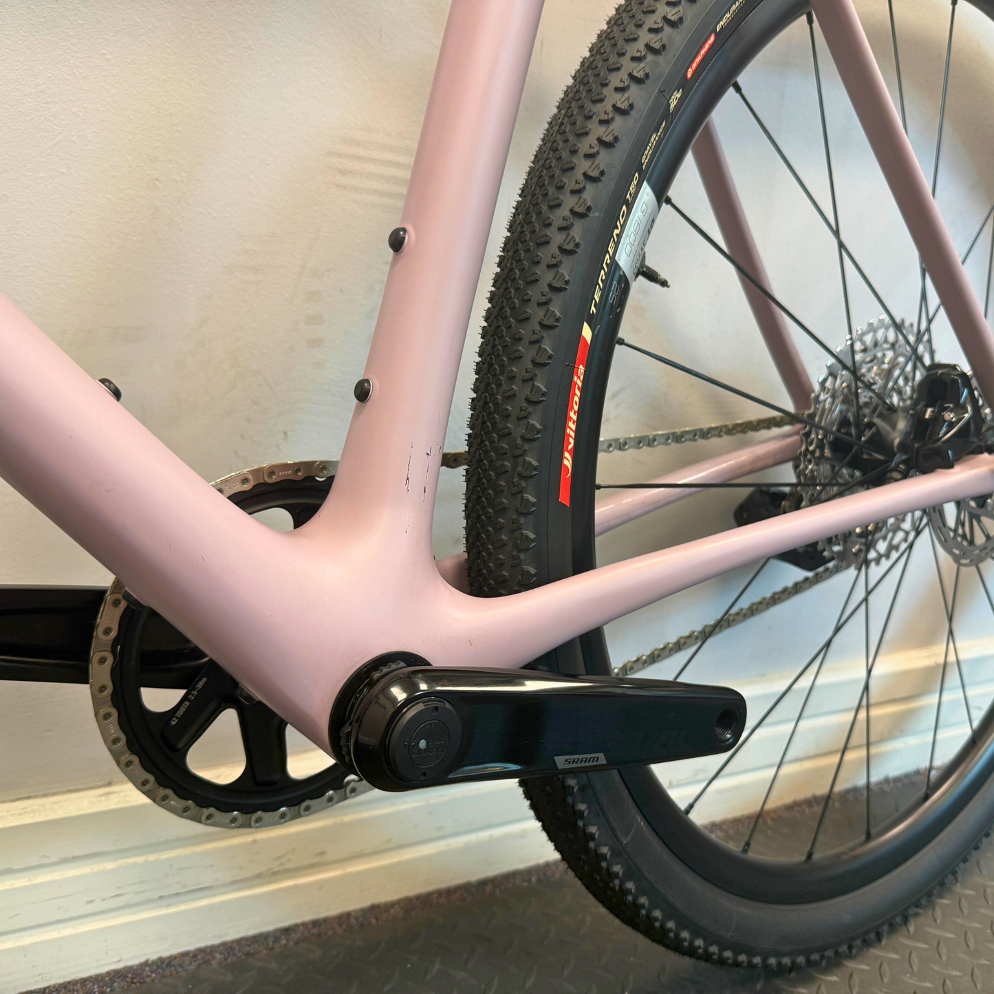 Vielo V+1 Medium Rock Salt with Sram Rival XPLR, Power Meter and DT Swiss G1800 wheels