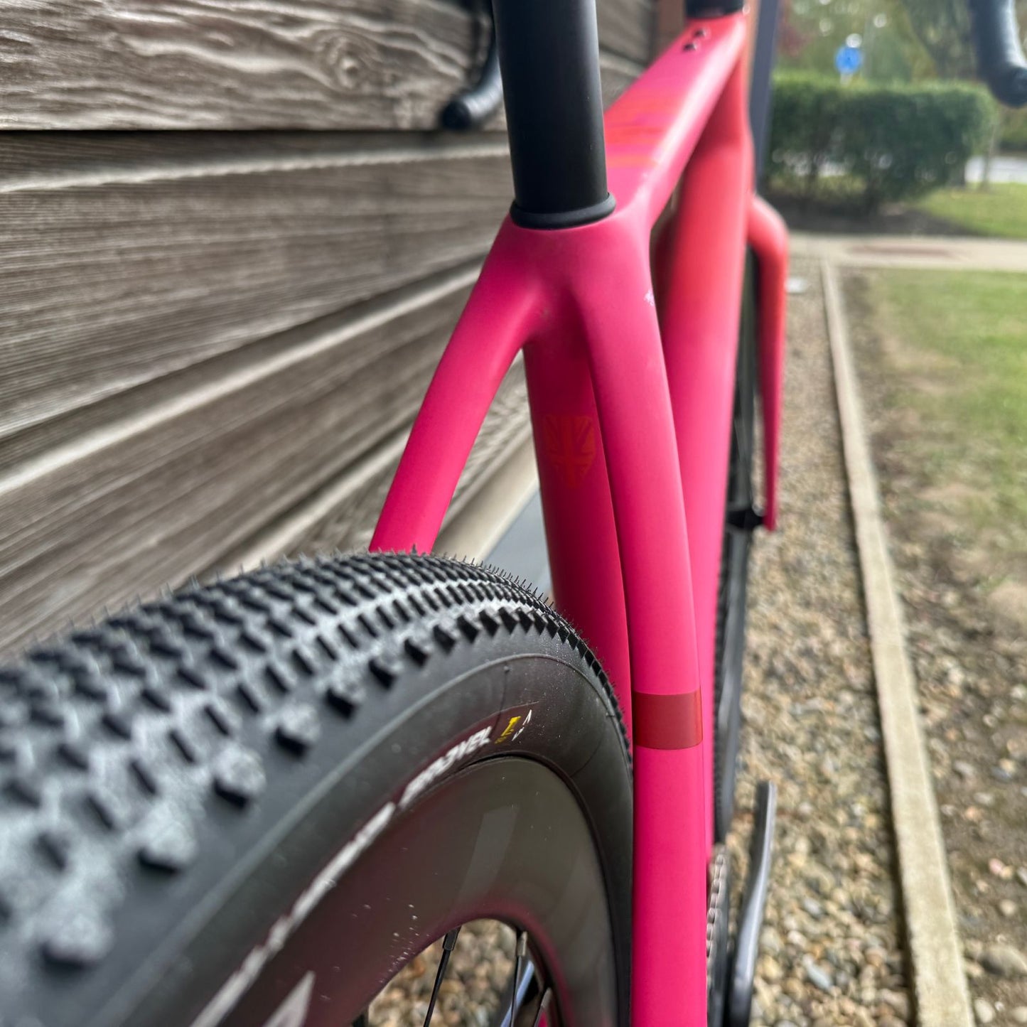 Vielo V+1 Medium Race Edition with Sram RED XPLR and Zipp 303s Carbon wheels