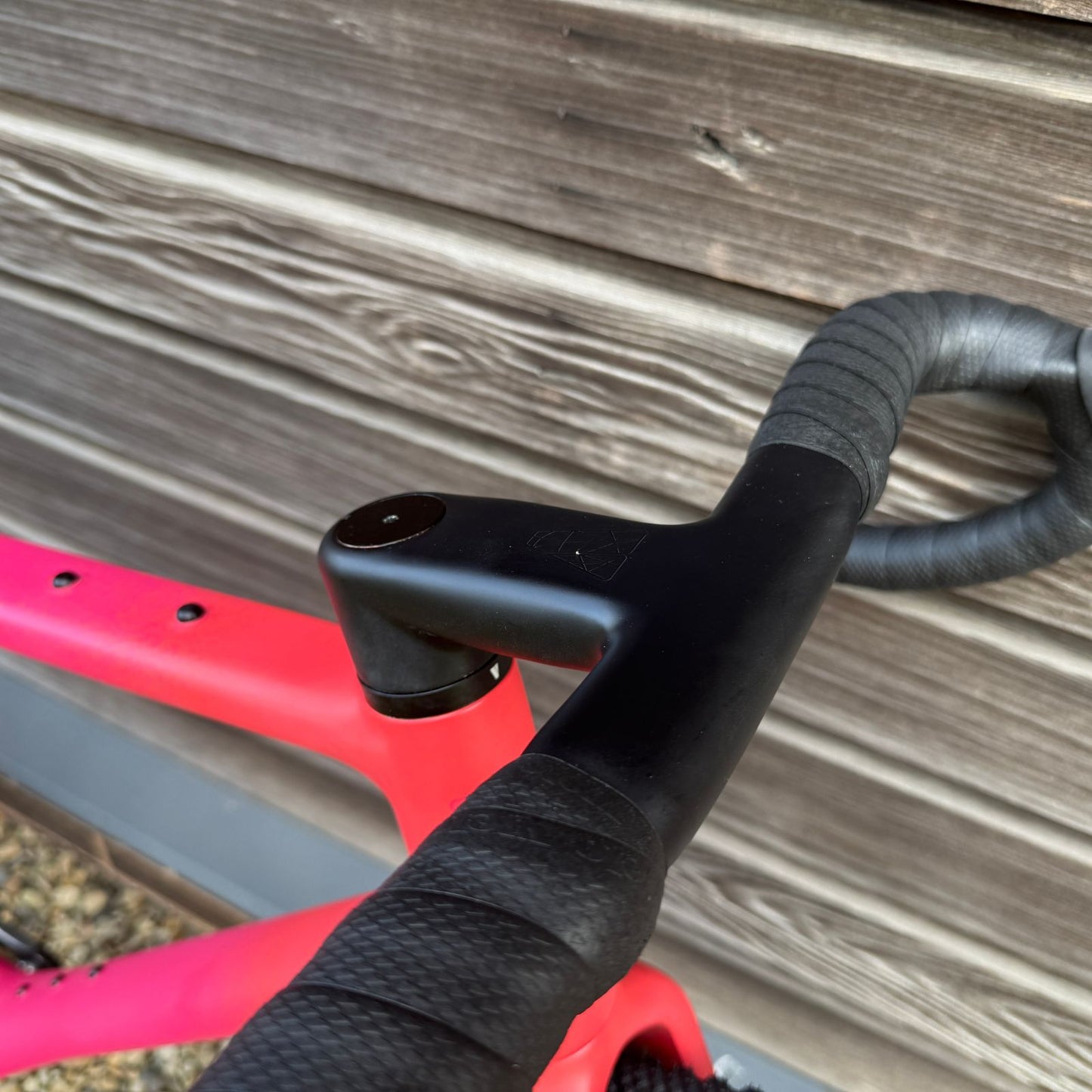 Vielo V+1 Medium Race Edition with Sram RED XPLR and Zipp 303s Carbon wheels