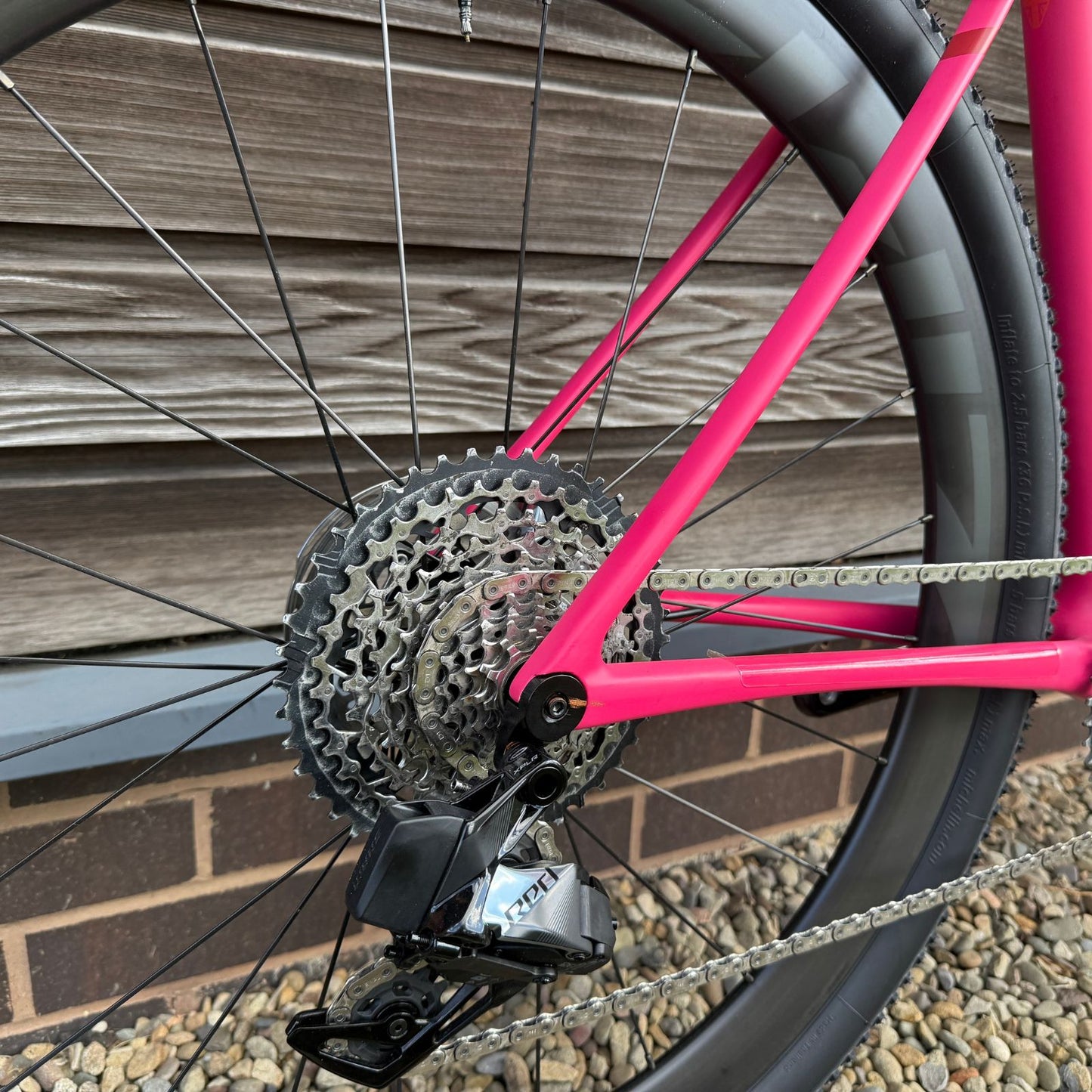 Vielo V+1 Medium Race Edition with Sram RED XPLR and Zipp 303s Carbon wheels