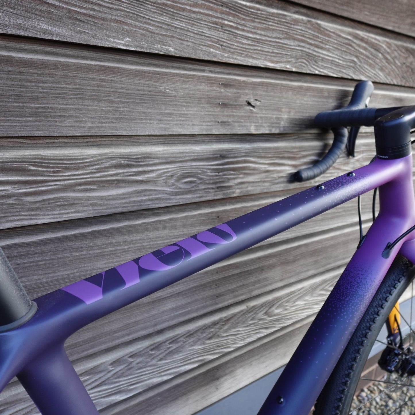 Vielo V+1 Midnight with SRAM Rival XPLR AXS 12 speed