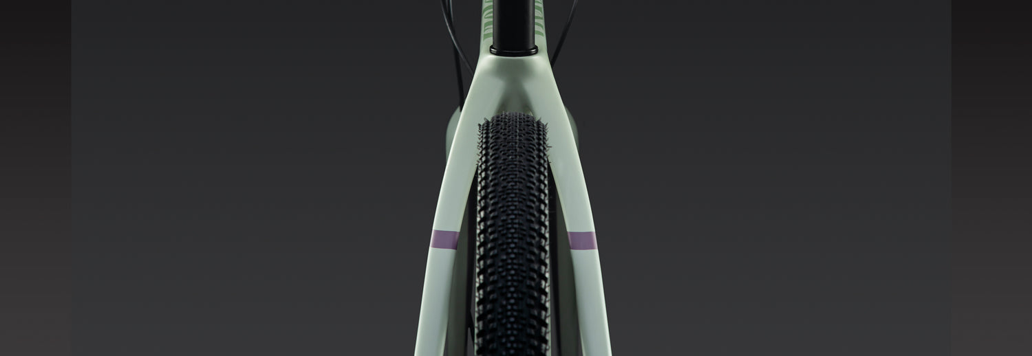 Gravel Bike 50mm Tyre Clearance - Vielo Bikes UK - V+1