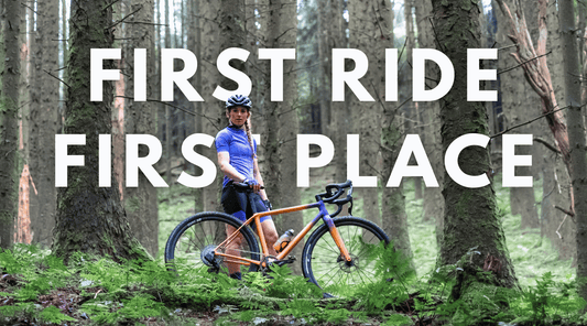 Joanne Clay racing the Tangerine Vielo V+1 gravel bike in North Yorkshire