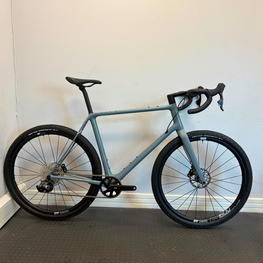 Vielo V+1 XL Blue Stone with Sram Rival XPLR and DT Swiss GR1600 wheels