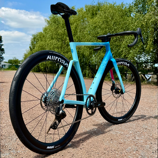 Vielo R+1 Wireless 1x Road bike SRAM Rival AXS 12 Speed and Mavic Wheels