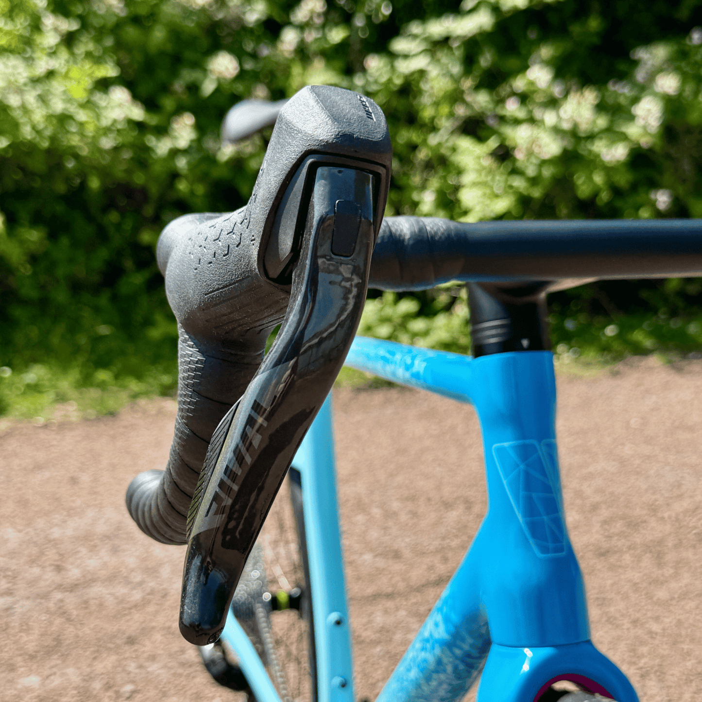 Vielo R+1 Wireless 1x Road bike SRAM Rival AXS 12 Speed and Mavic Wheels