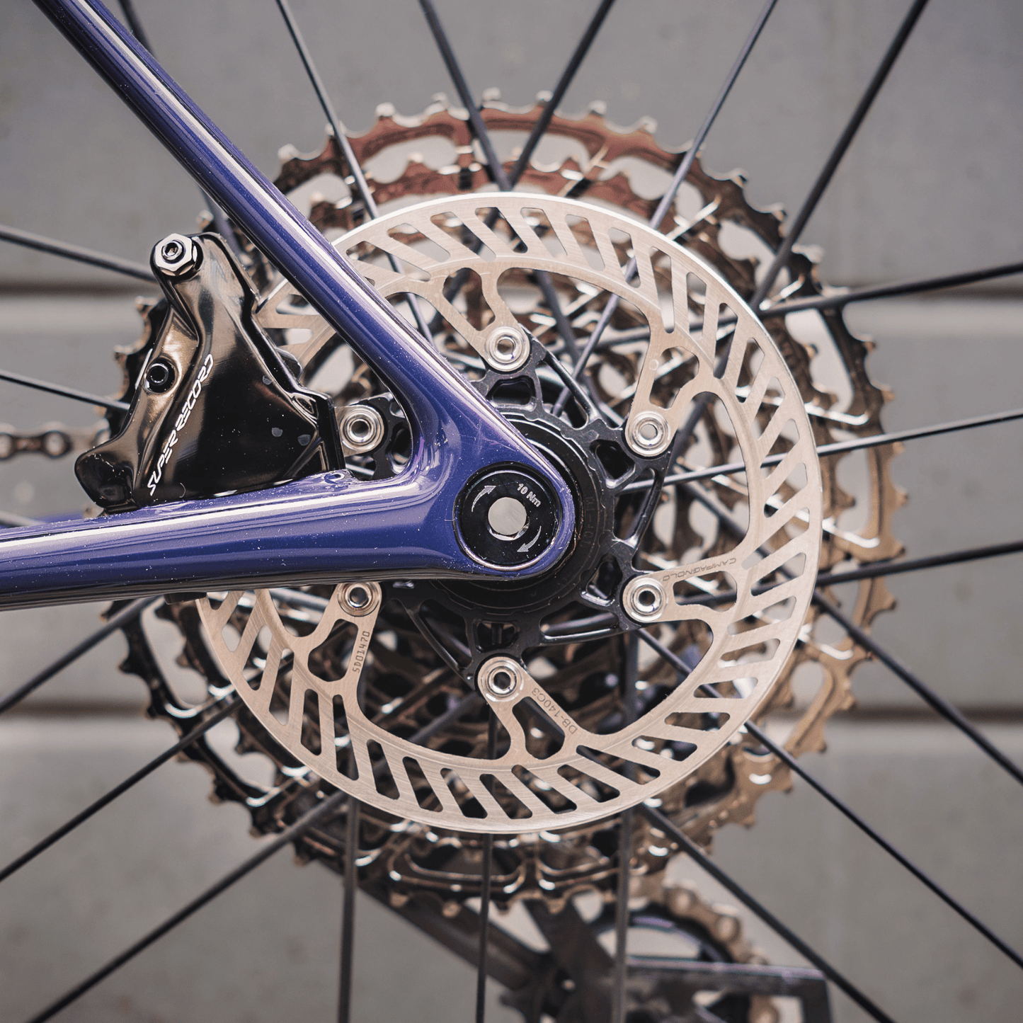 Vielo V+1 Atelier - Comic Art - Campagnolo Super Record with Bora X wheels