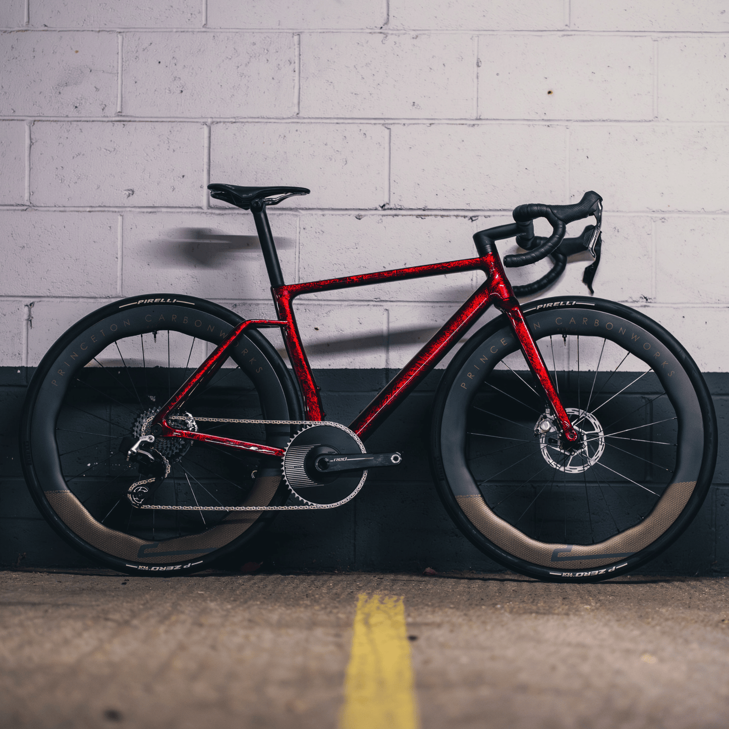 Vielo R+1 Atelier - Marble Red - Wireless 1x Road bike SRAM Red