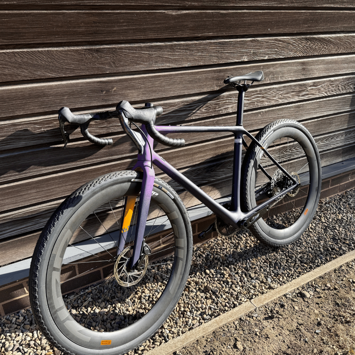 Vielo V+1 Midnight Ex Demo - Medium Sram Rival 12 speed wireless shifting and Zipp 303s xplr wheels