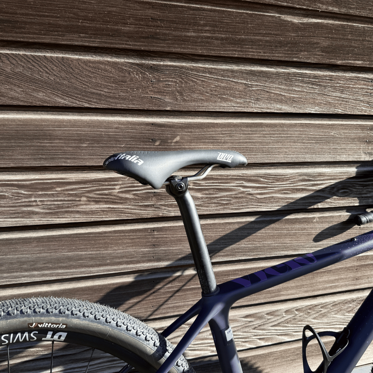 Vielo V+1 Midnight Ex Demo - X-Small Shimano GRX mechanical shifting 12 speed and Dt Swiss GR1600 wheels