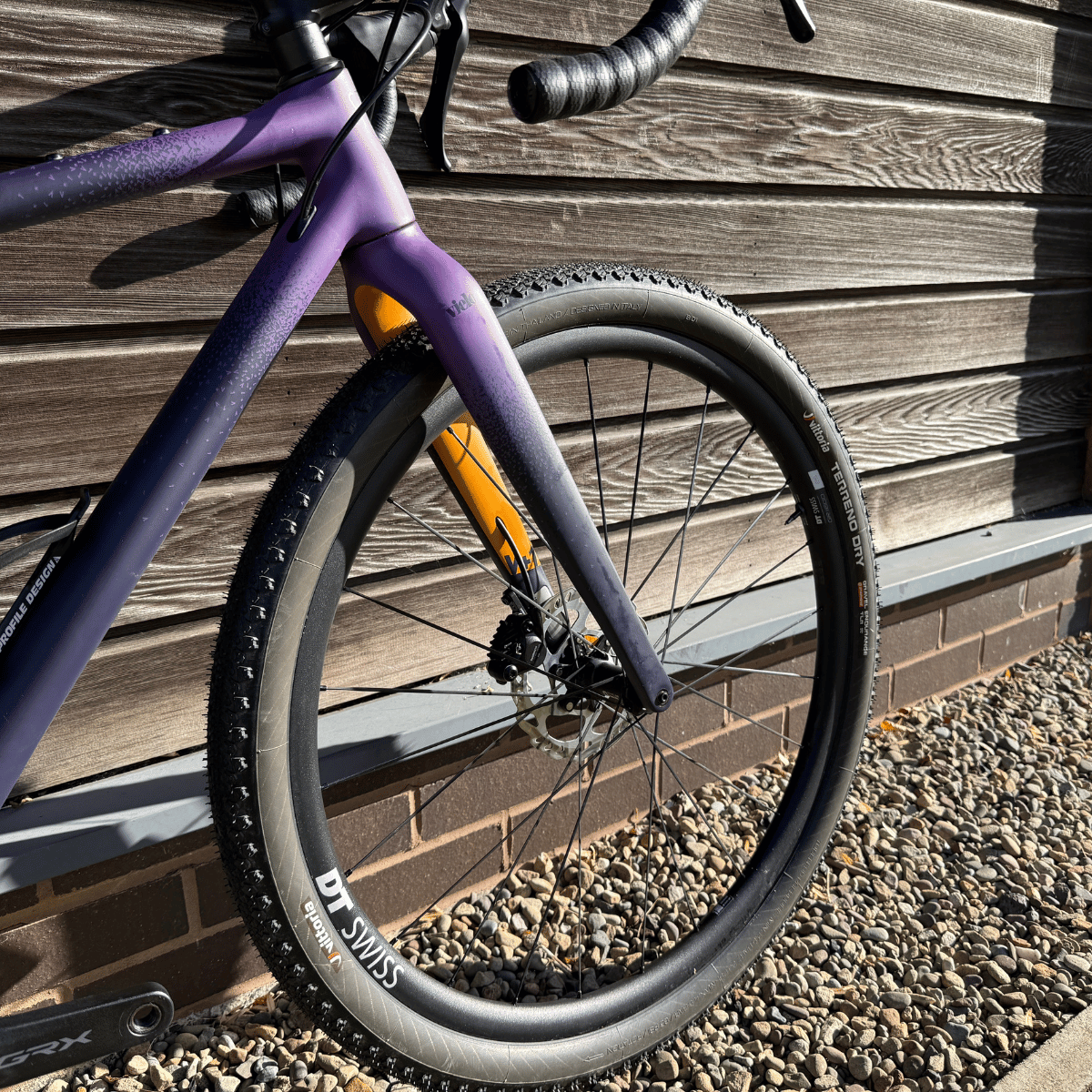 Vielo V+1 Midnight Ex Demo - X-Small Shimano GRX mechanical shifting 12 speed and Dt Swiss GR1600 wheels