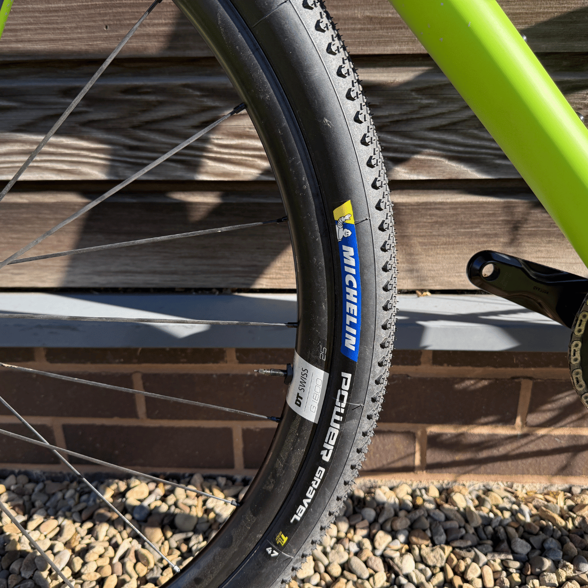 Vielo V+1 Race Edition Cool Green Ex Demo - Small Sram Rival 12 speed wireless shifting and Dt Swiss GR1600 wheels and Power Meter