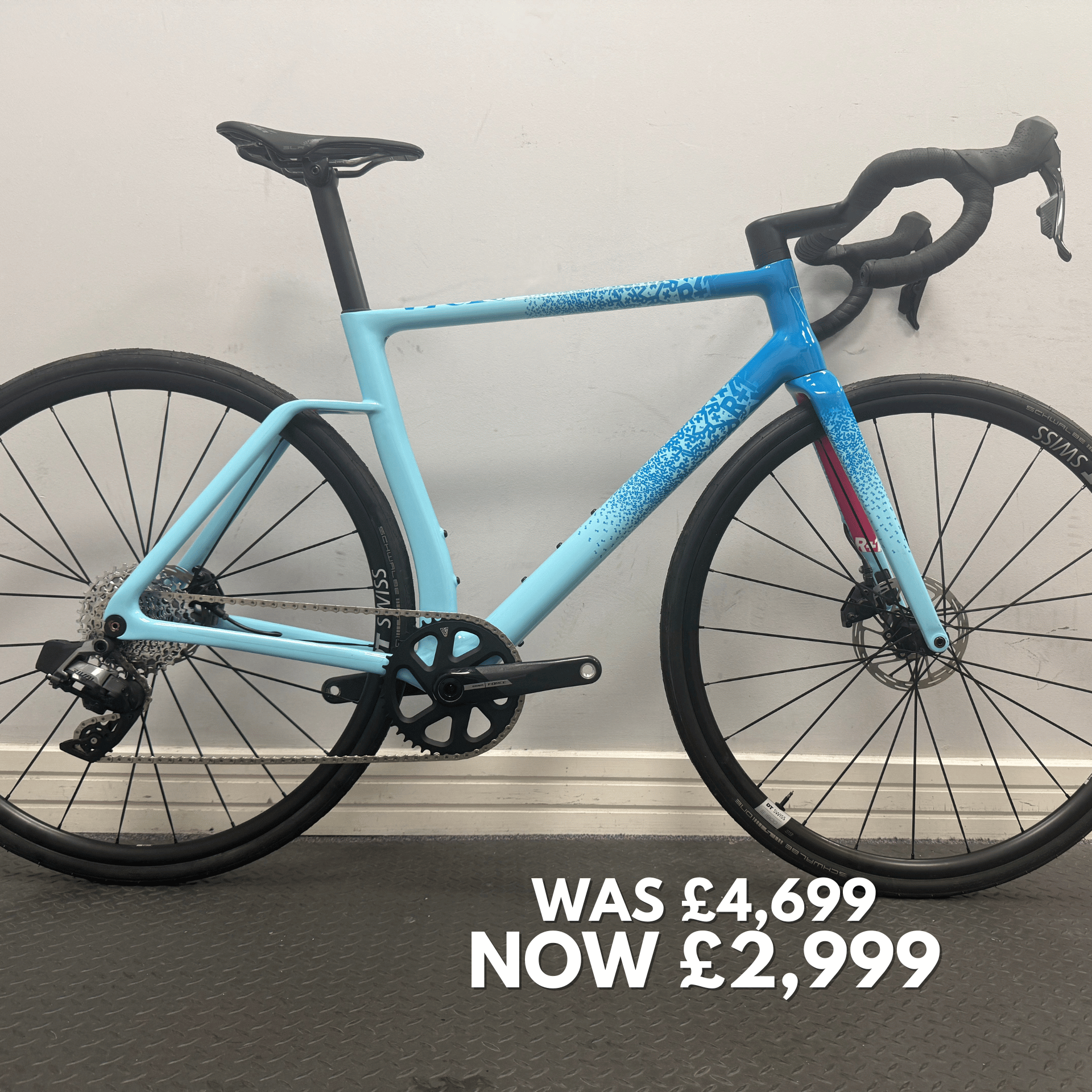 Vielo R+1 Medium Cyan Blue with Sram Rival AXS 12 speed DT Swiss E1800 ...