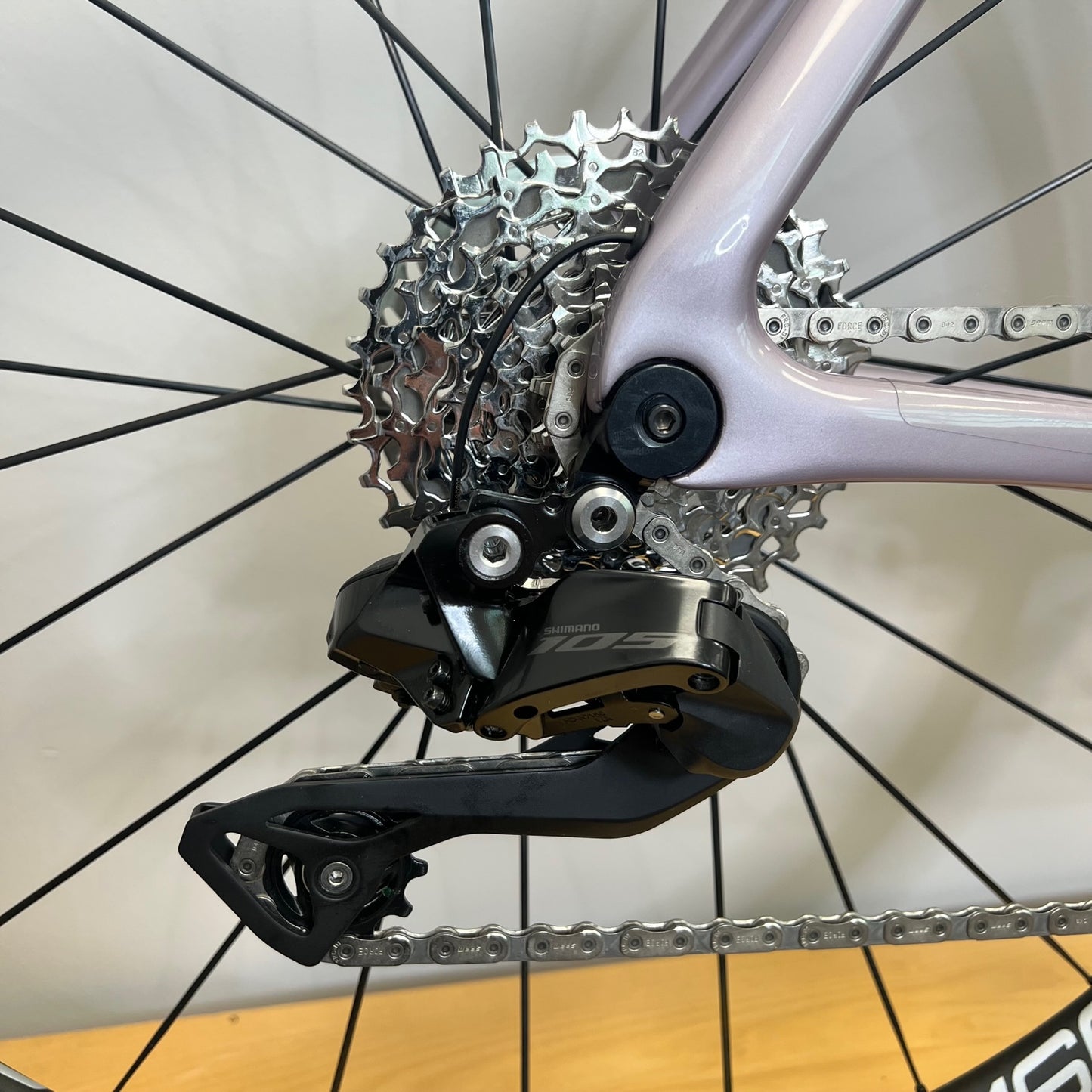 Vielo R+1 Strato - WEB EXCLUSIVE - Shimano 105 Di2
